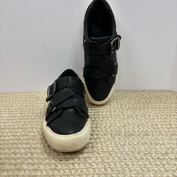 Frye Gia Moto Low Sneakers Women’s 7 Black Leather Buckle - Picture 11 of 14